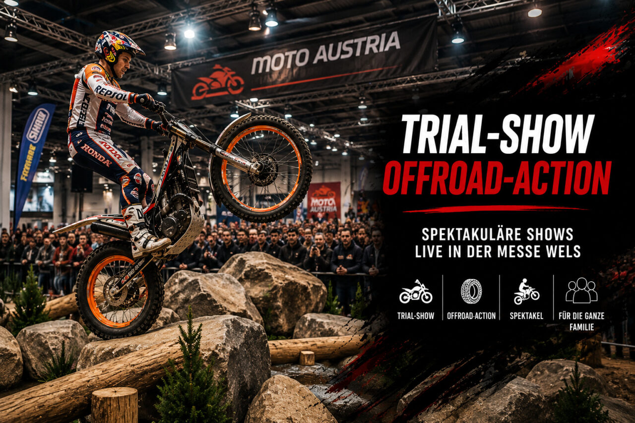 Showprogramm der Moto Austria in Wels mit Motorrad-Trial-Fahrer bei einer spektakulären Offroad-Action vor Publikum