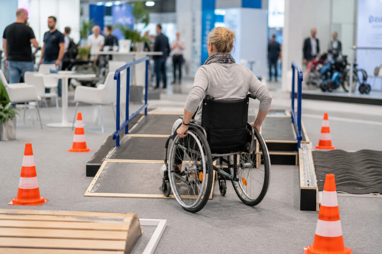 Testparcours für Mobilitätshilfen auf der integra in Wels.